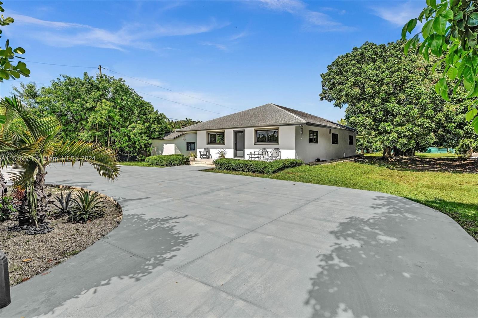 The Redlands - Residential