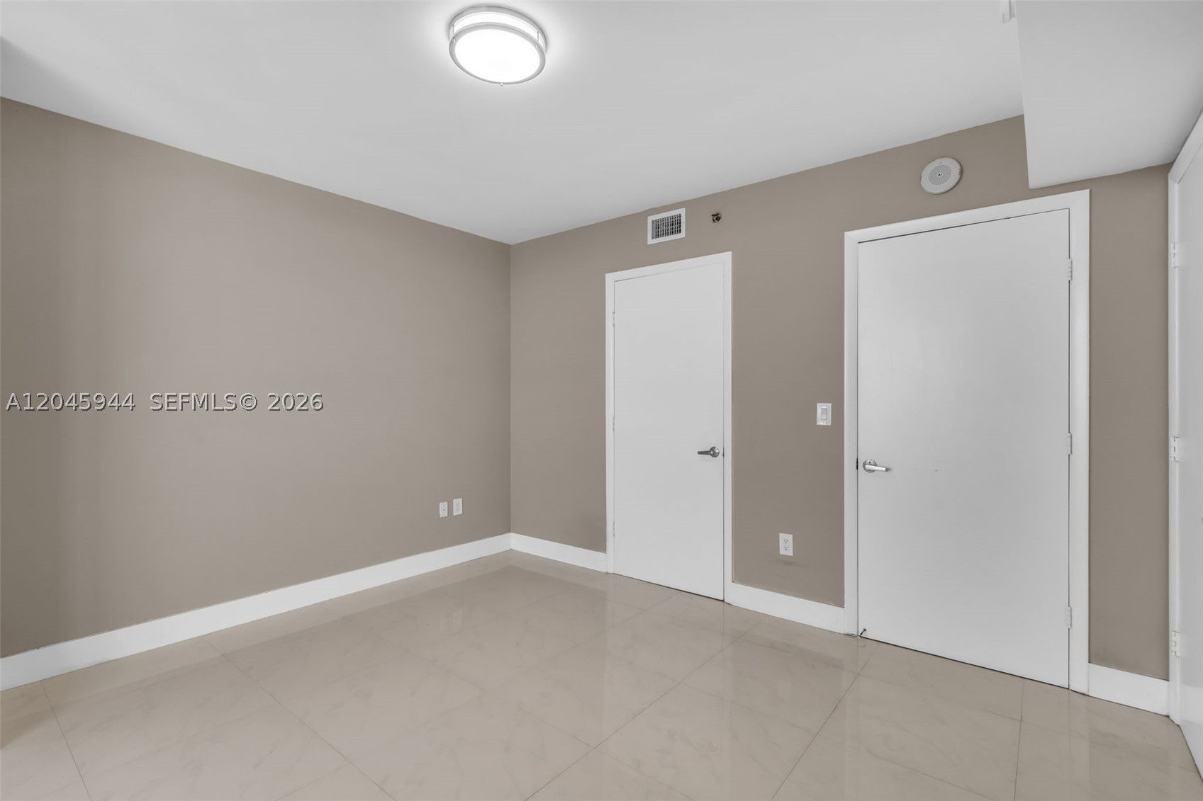 50 BISCAYNE CONDO - Residential Lease