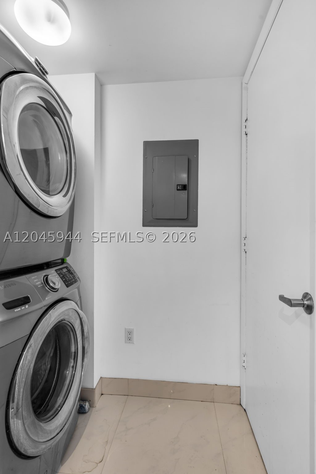 50 BISCAYNE CONDO - Residential Lease