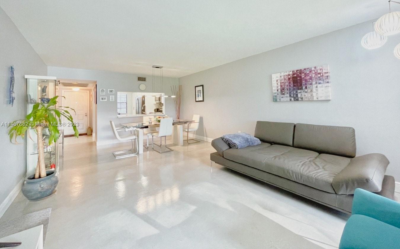 COLONY POINT 1 CONDO - Residential