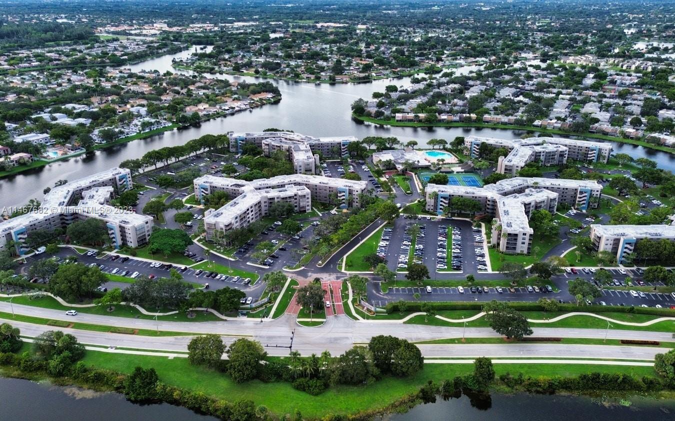 COLONY POINT 1 CONDO - Residential