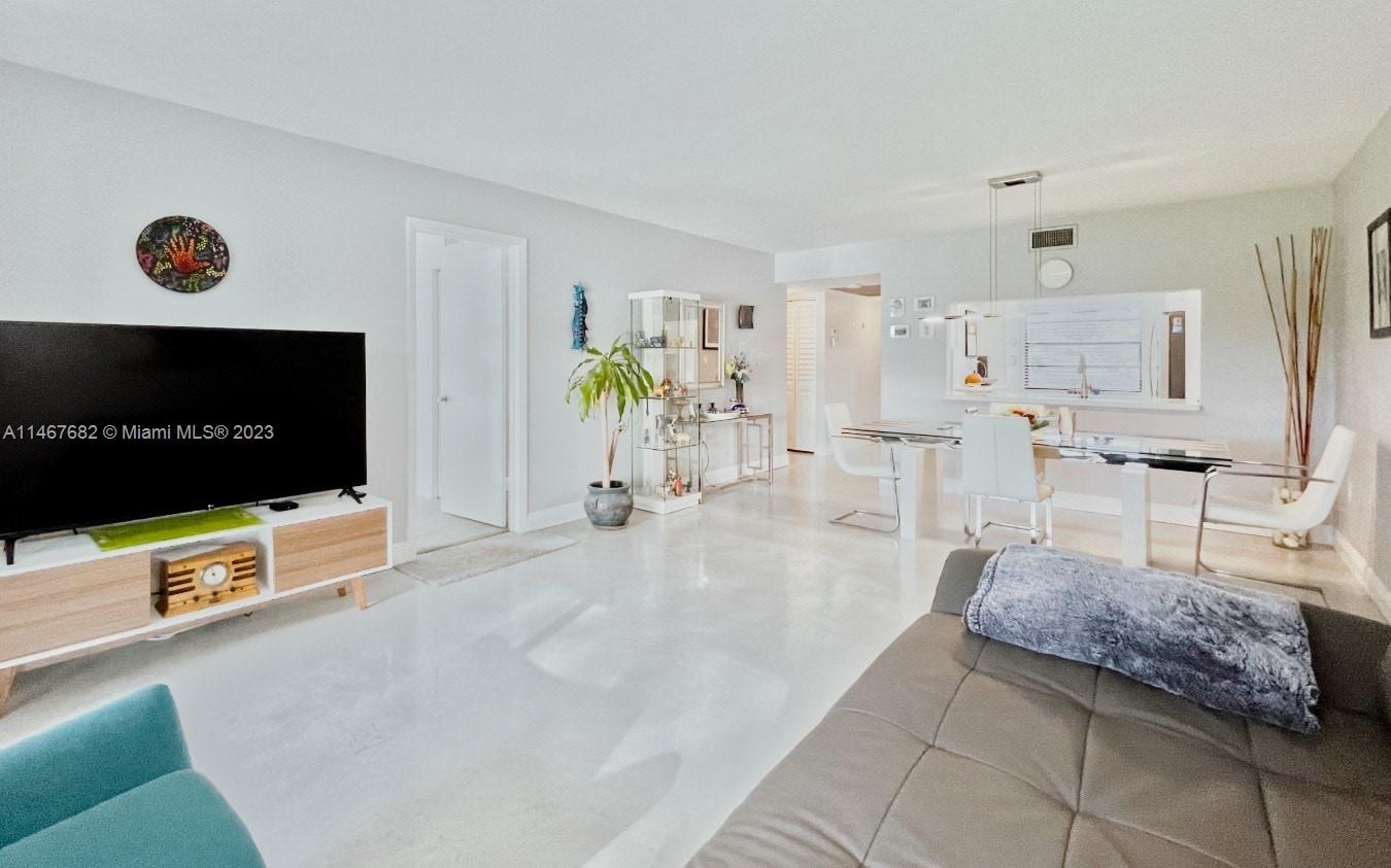 COLONY POINT 1 CONDO - Residential