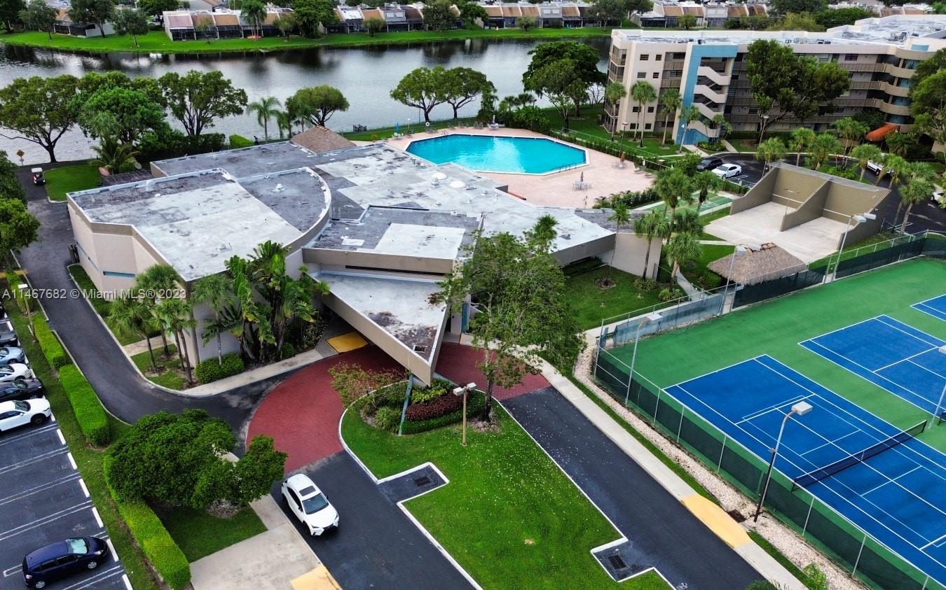 COLONY POINT 1 CONDO - Residential