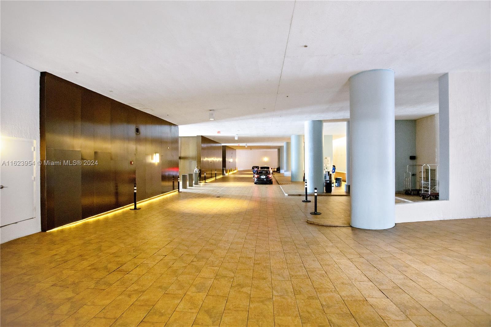 50 Biscayne Condominium - Residential Lease