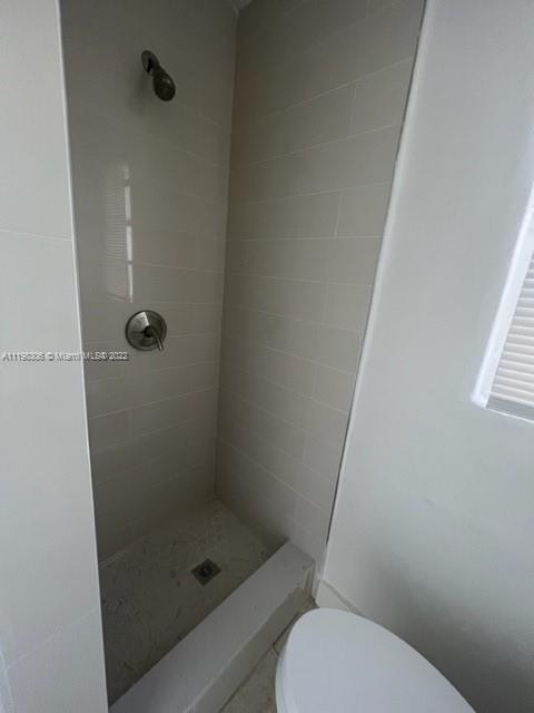 HYDE PARK FIRST SEC - Residential Lease