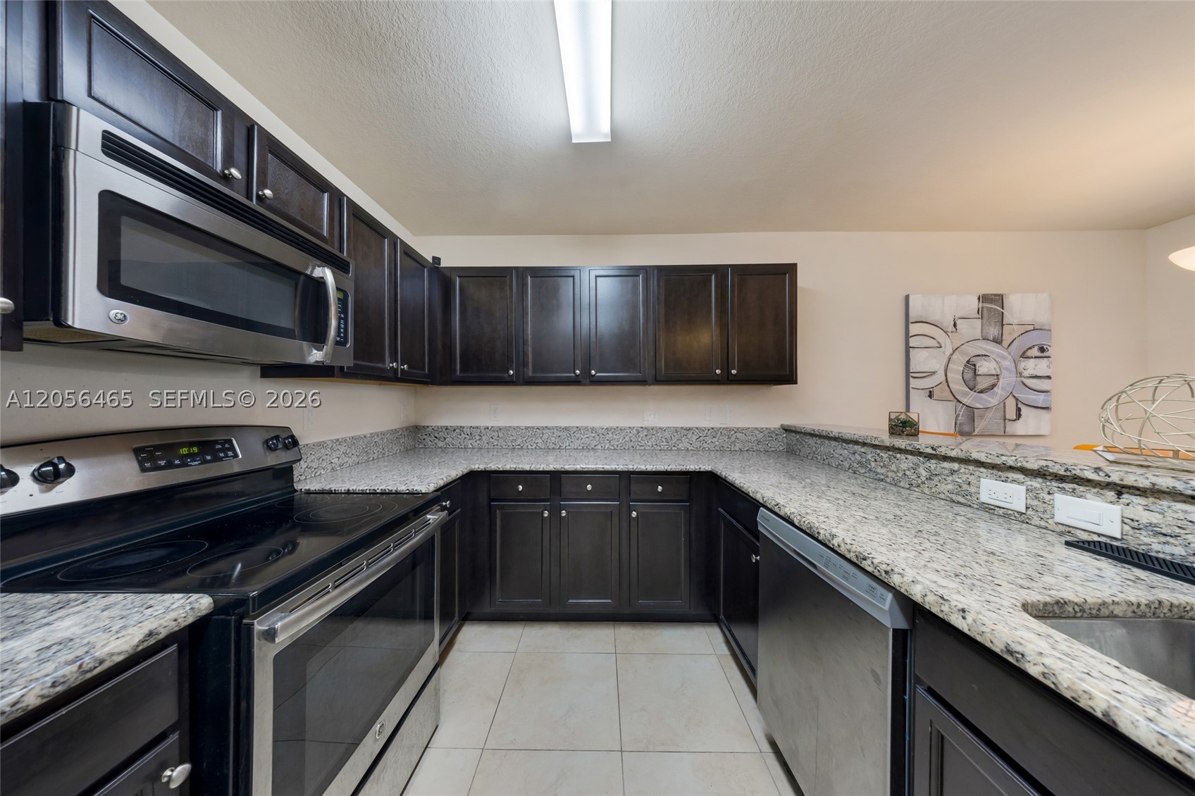 THE COURTS AT BAYSHORE I - Residential