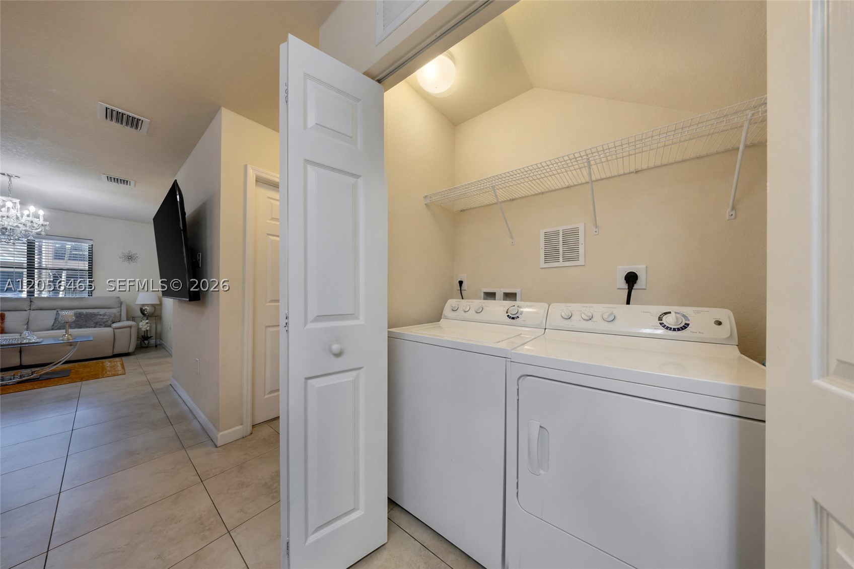 THE COURTS AT BAYSHORE I - Residential