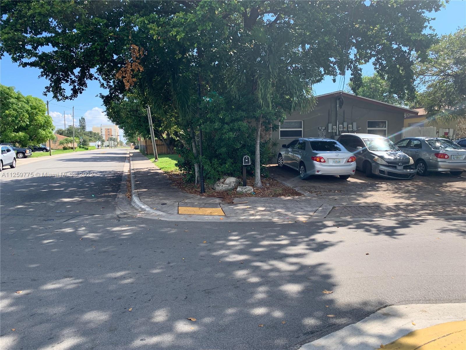 TOWN OF DANIA - Residential Lease