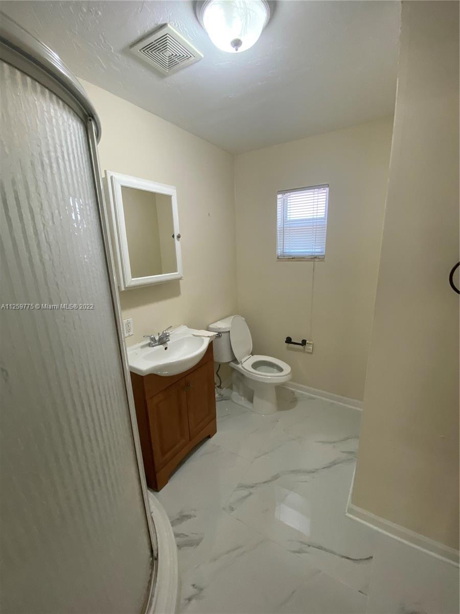 TOWN OF DANIA - Residential Lease