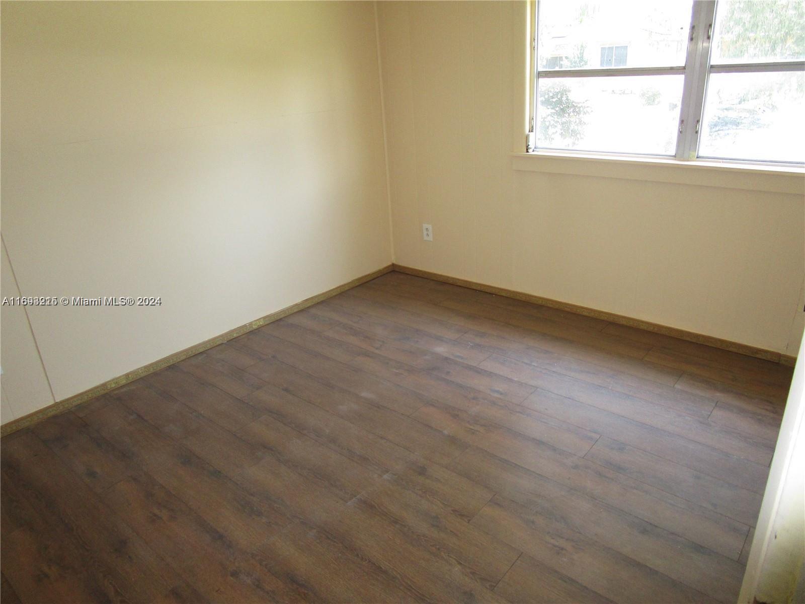 ELLIOTT VELVA GARDENS - Residential Lease