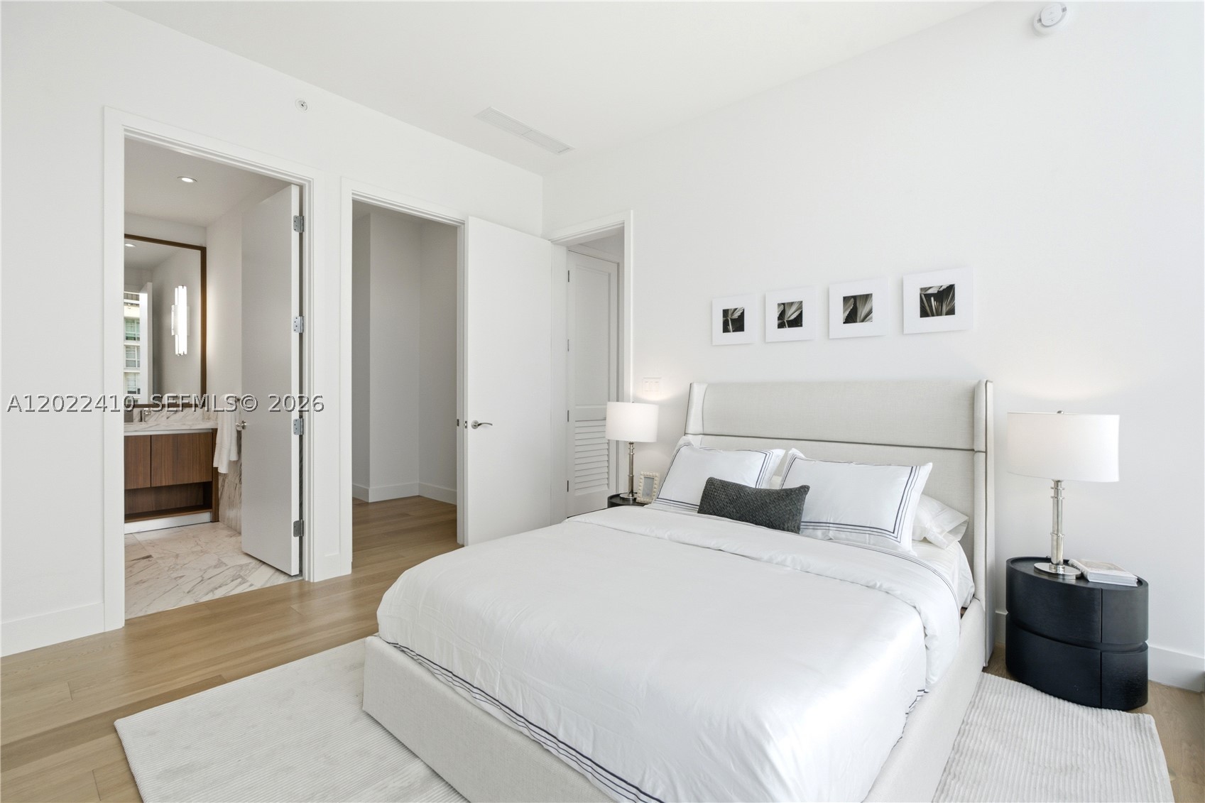 UNA RESIDENCES - Residential