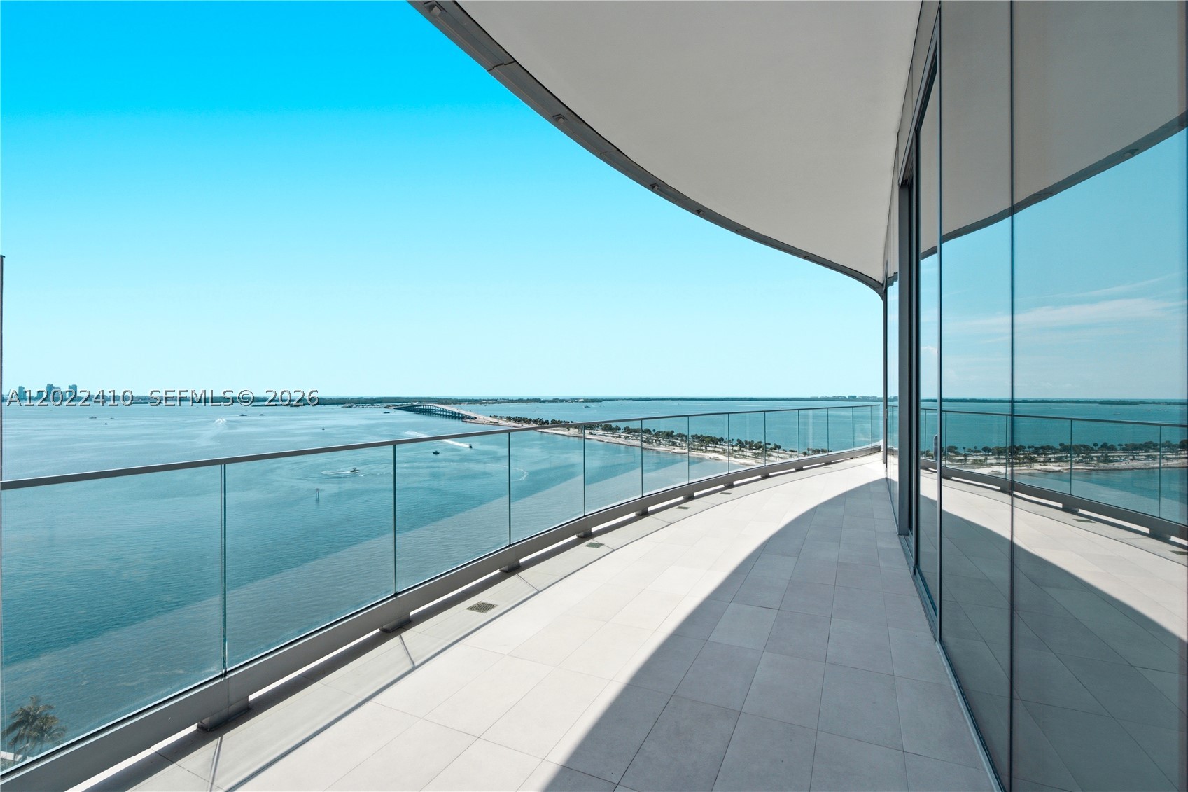 UNA RESIDENCES - Residential