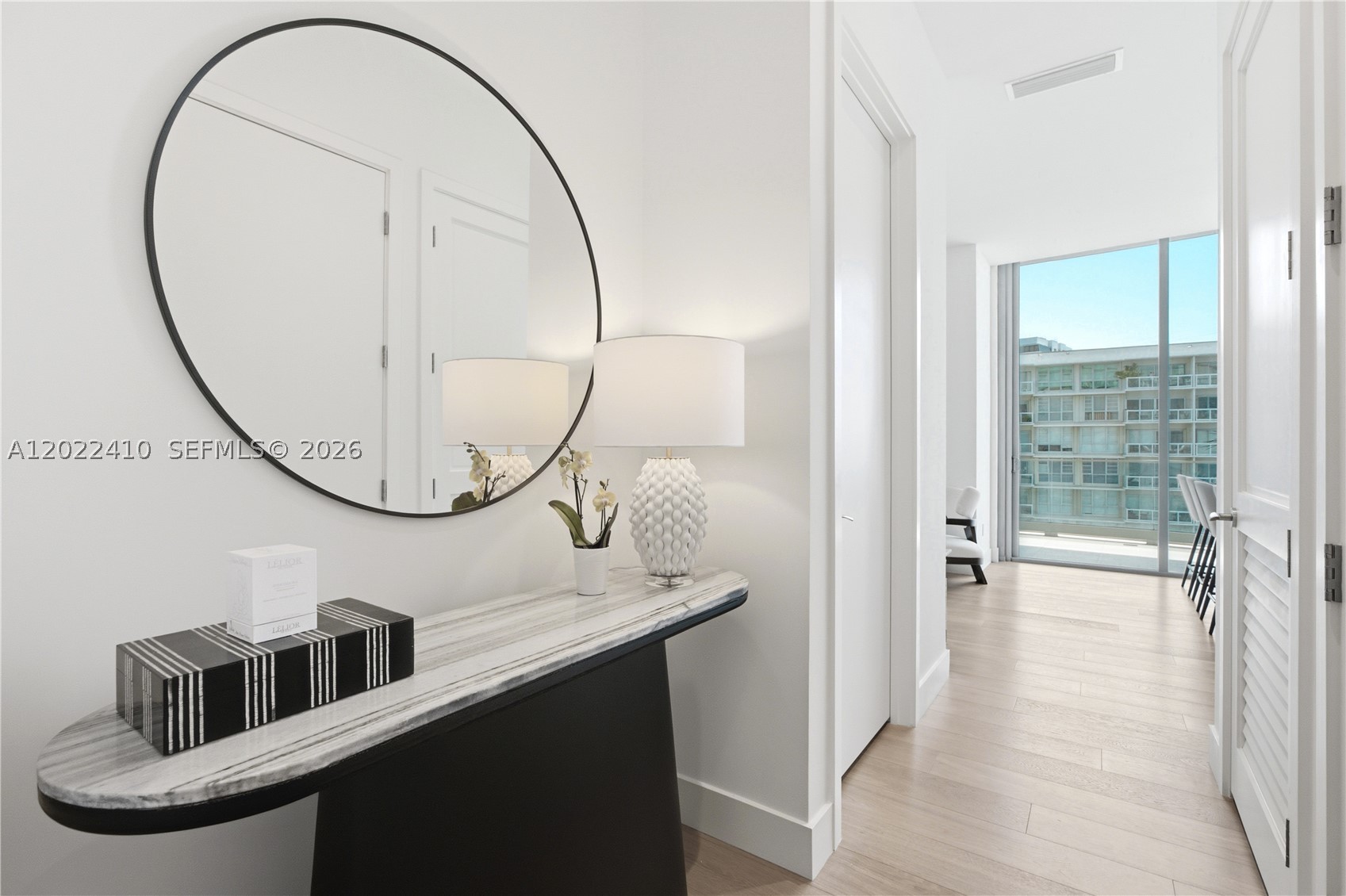 UNA RESIDENCES - Residential