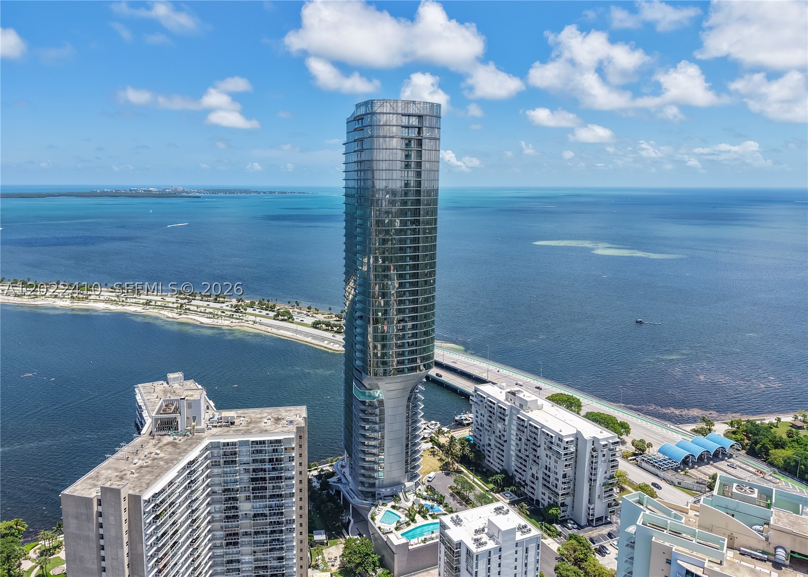 UNA RESIDENCES - Residential