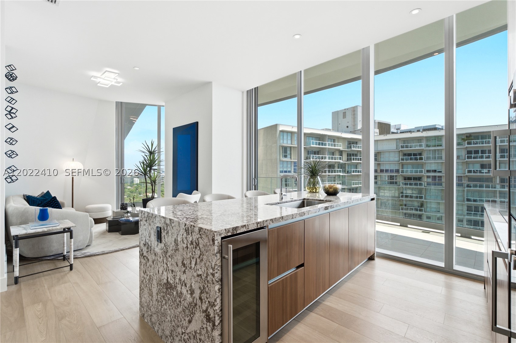 UNA RESIDENCES - Residential