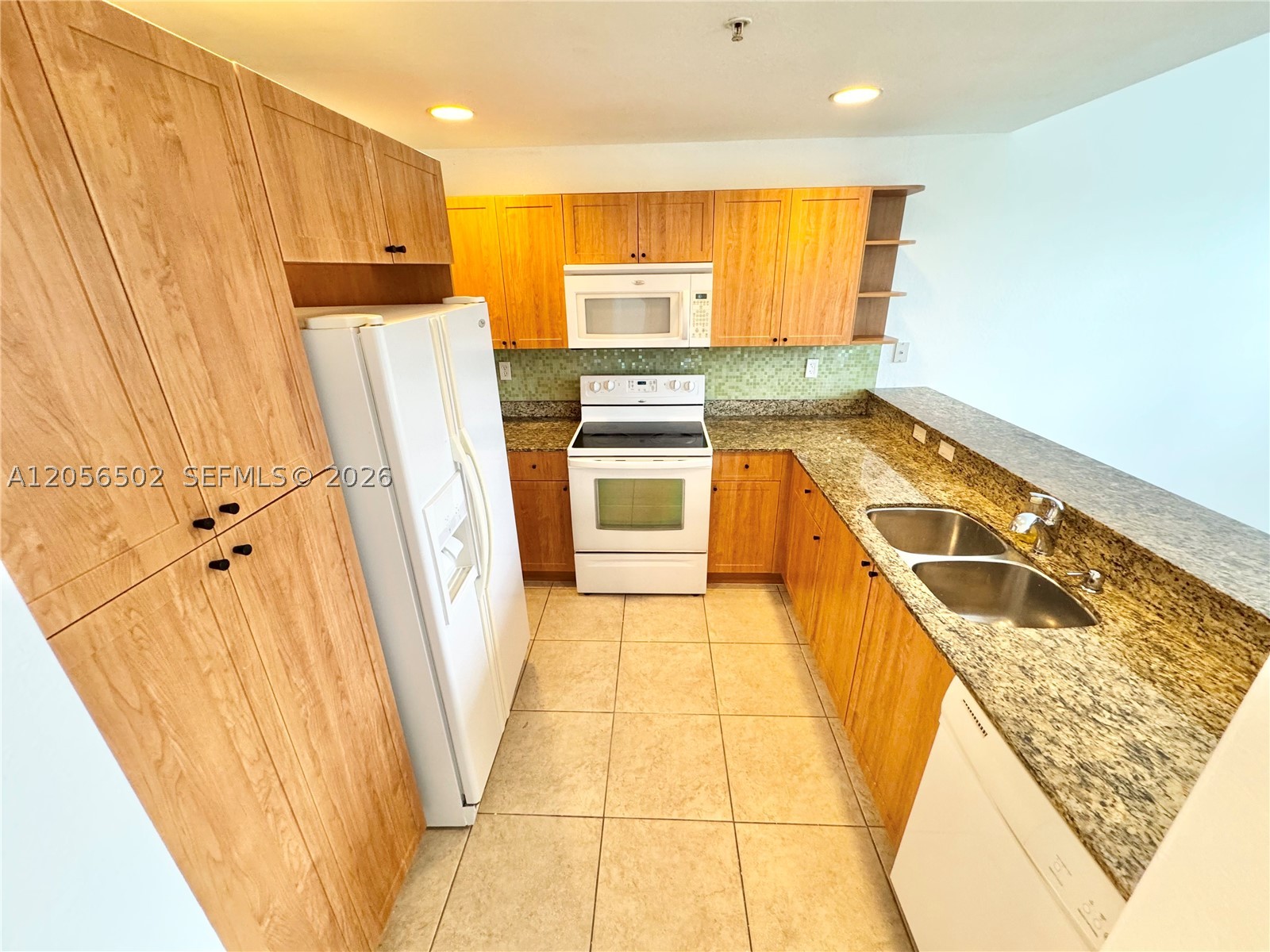 CORONADO AT DORAL I CONDO - Residential Lease