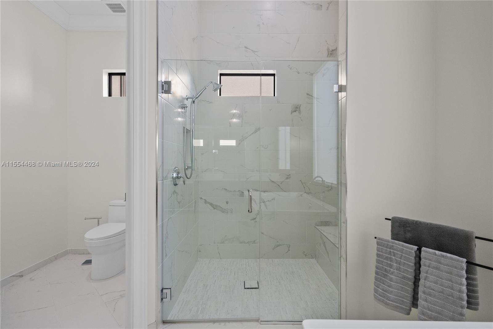 ROYAL PALM POLO PLAT - Residential Lease