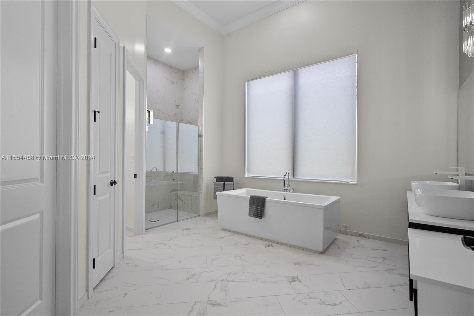 ROYAL PALM POLO PLAT - Residential Lease