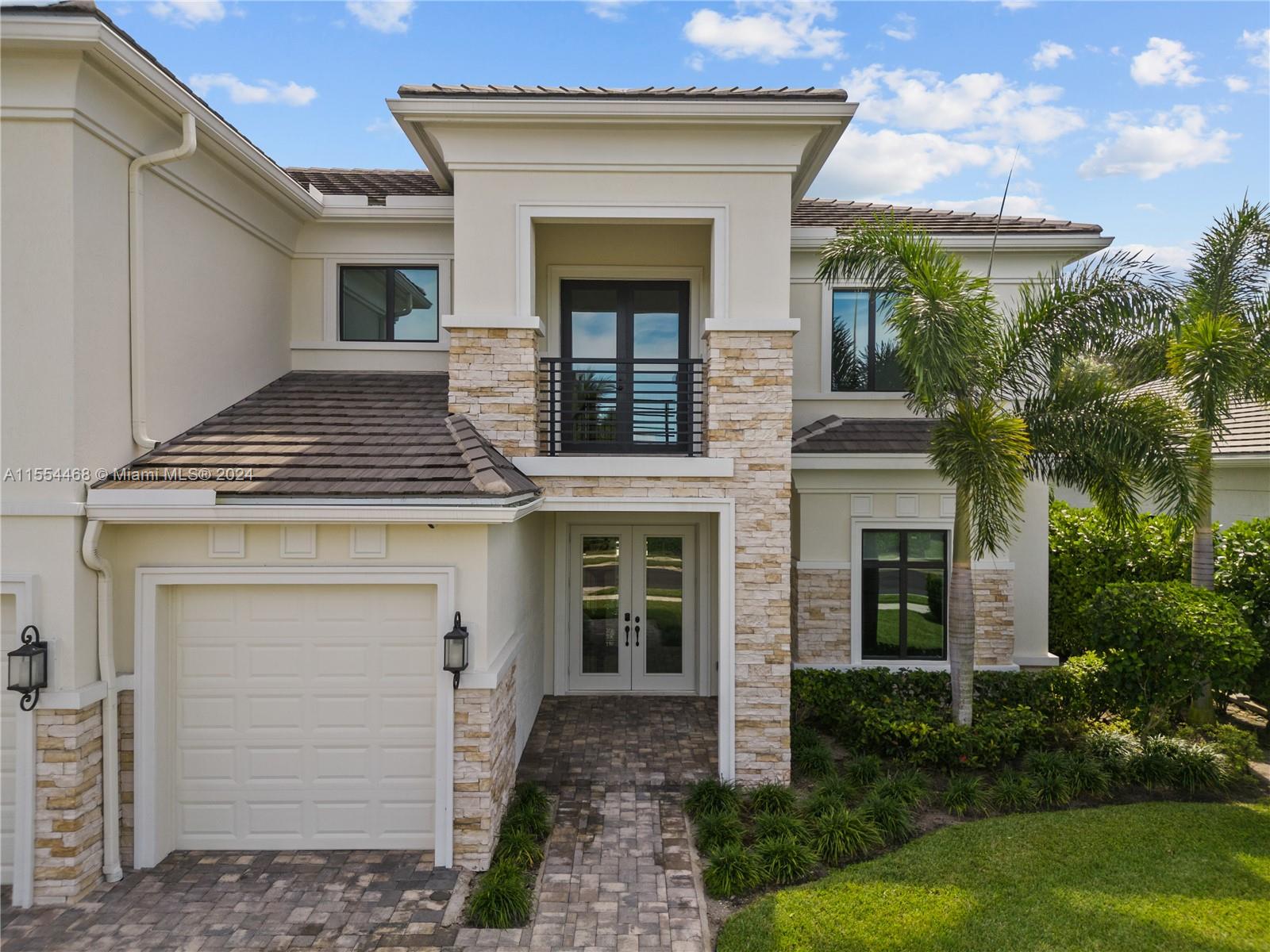 ROYAL PALM POLO PLAT - Residential Lease
