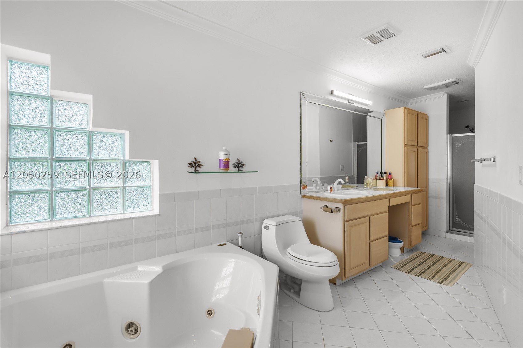 MIDDLE RIVER MANOR - Residential