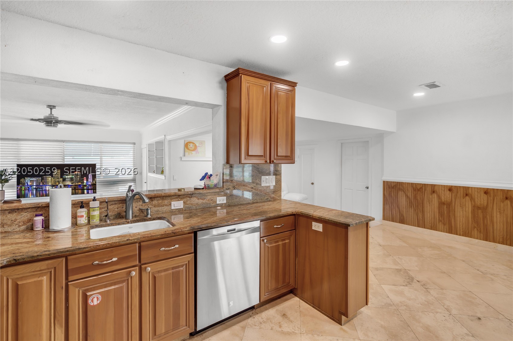 MIDDLE RIVER MANOR - Residential