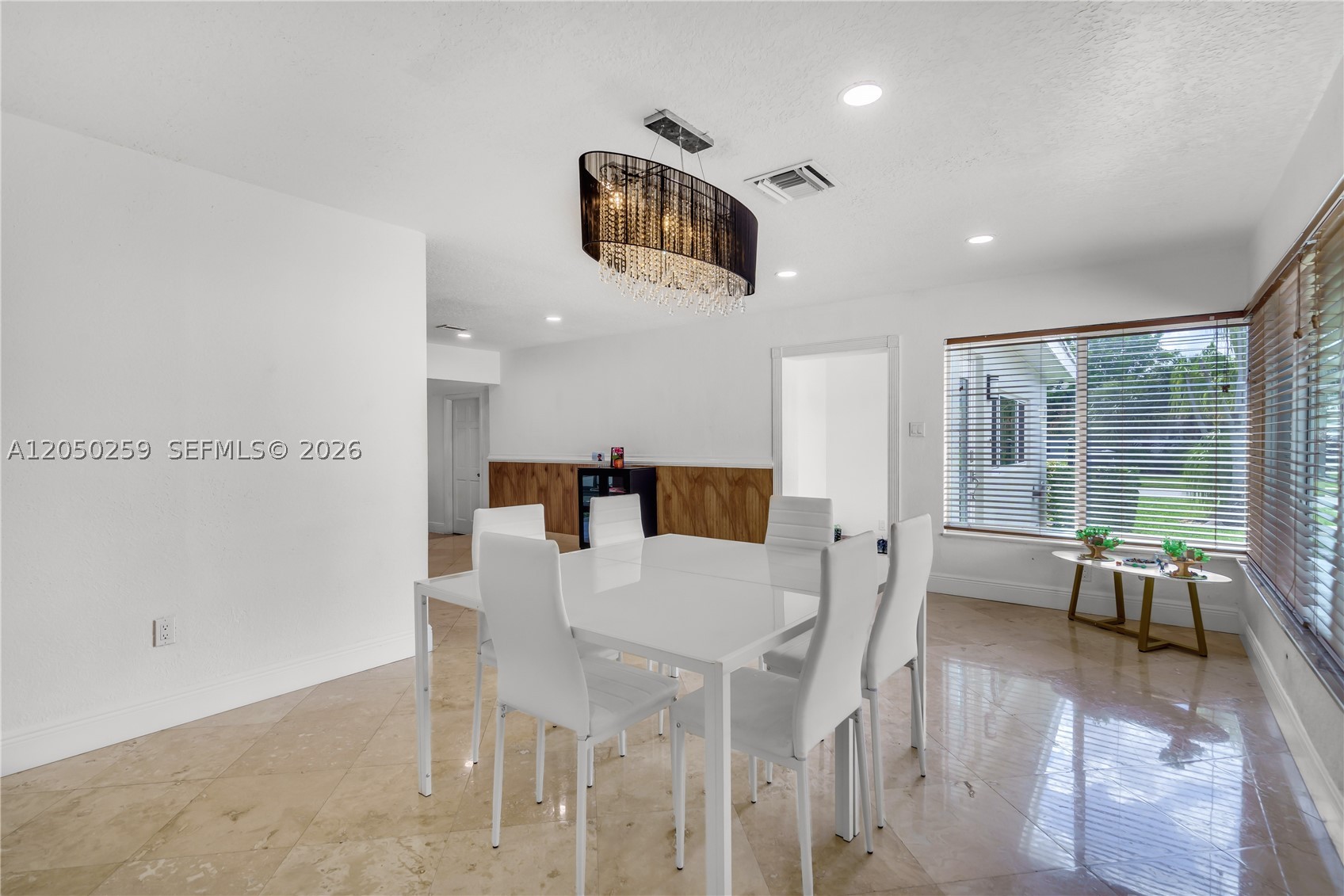 MIDDLE RIVER MANOR - Residential