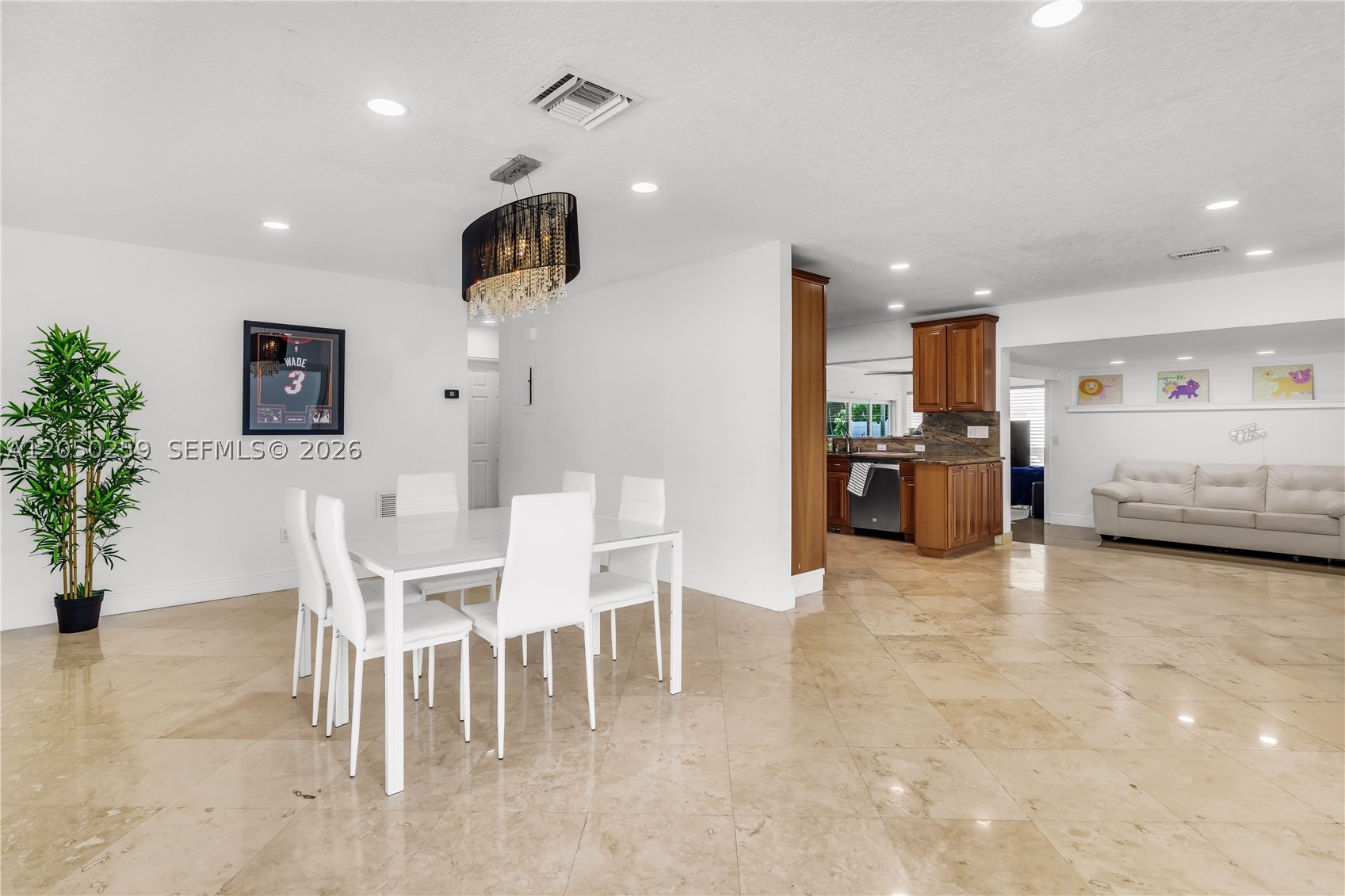 MIDDLE RIVER MANOR - Residential