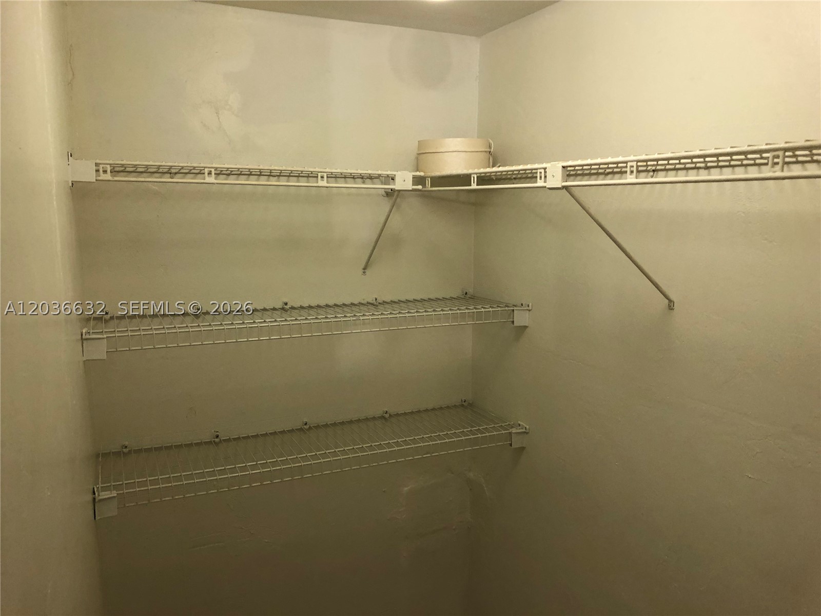 KENDALL GATE CONDO - Residential Lease