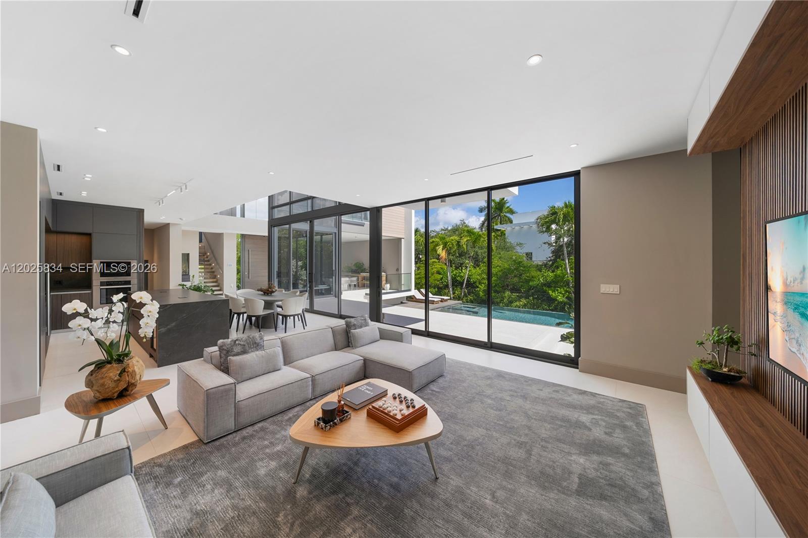 TROPICAL ISLE HOMES SUB - Residential