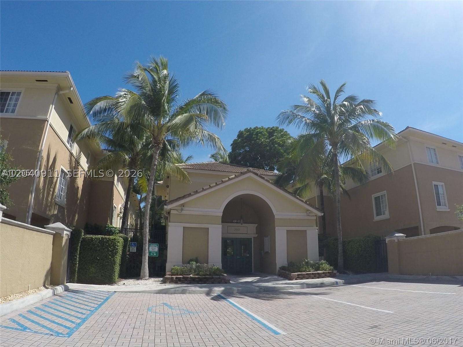AVENTI AT AVENTURA CONDO - Residential