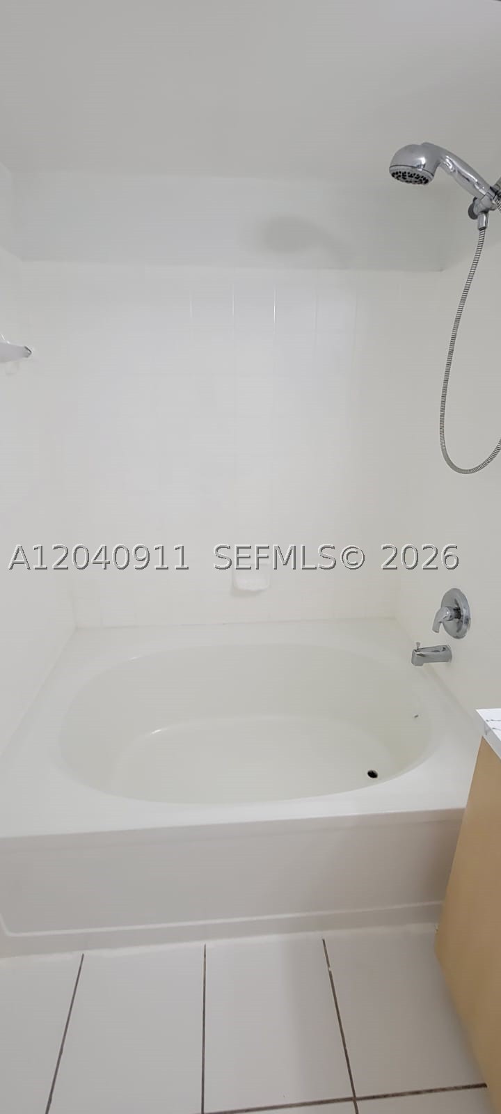AVENTI AT AVENTURA CONDO - Residential