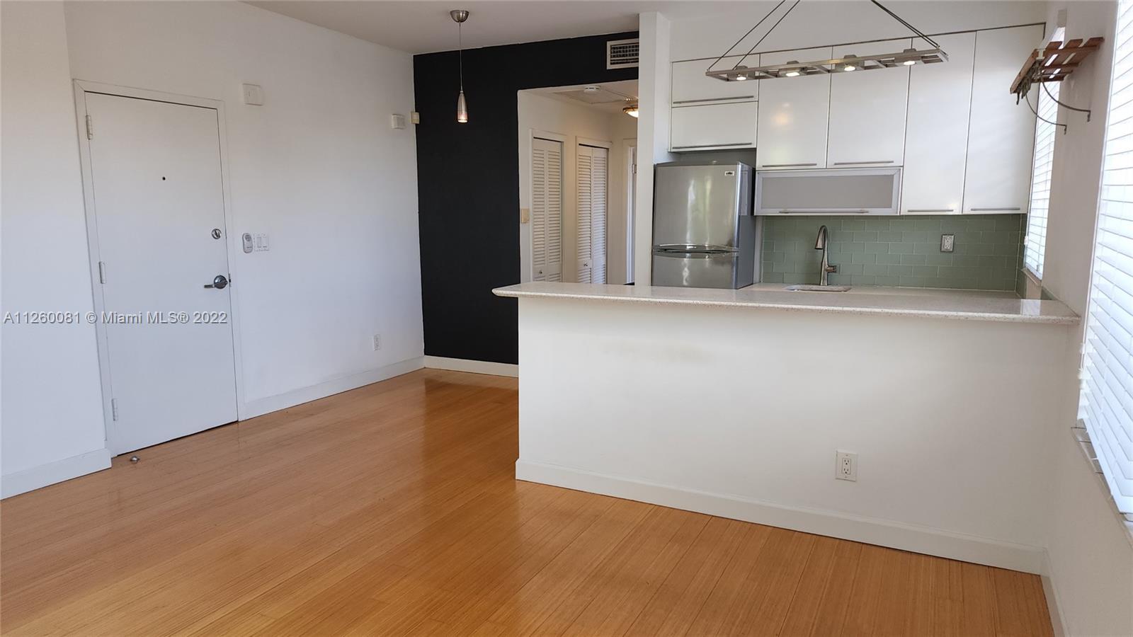 1523 WEST CONDO - Residential Lease