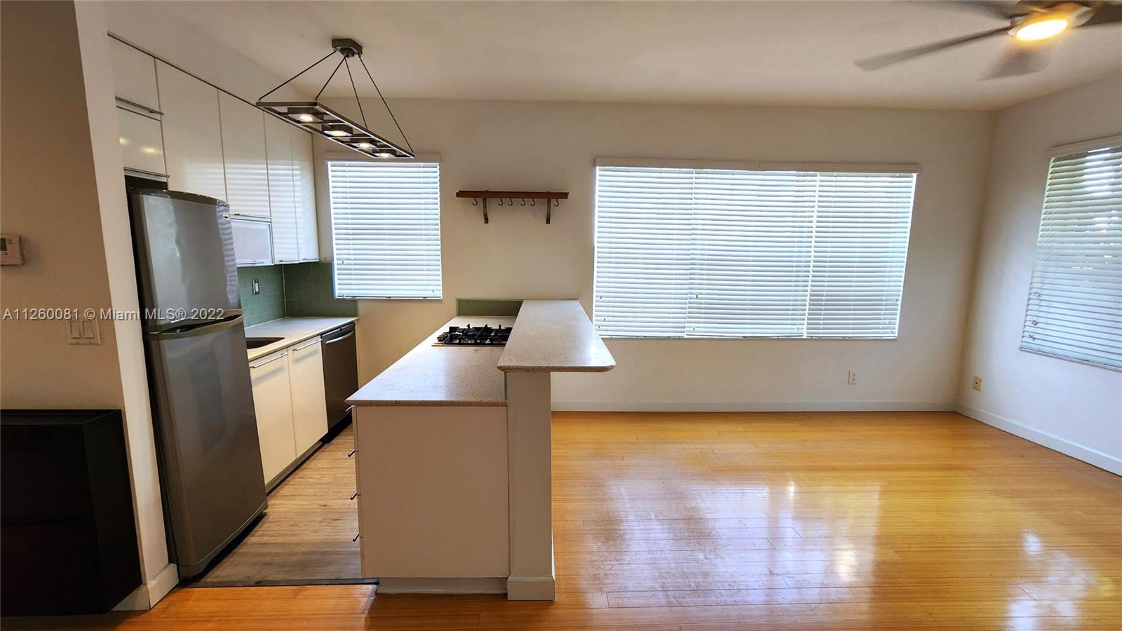 1523 WEST CONDO - Residential Lease
