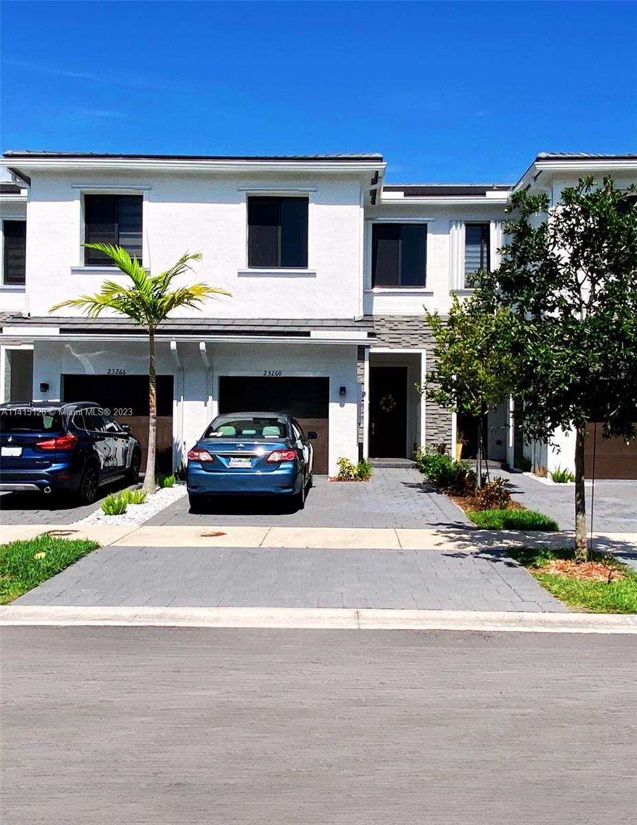 Modern new construction Townhome with 3 Beds 2.5 Baths in sought-after neighborhood of "The Landings". This home features high ceilings and an open concept living space. The kitchen has wood cabinets with granite counters and overlooks the dining, living and backyard. Perfect for entertaining, especially with the premium oversized lot. All beds are upstairs, including an over-sized main bedroom, as well as a private en-suite with dual vanities and a private water closet. Conveniently located washer and dryer on the 2nd floor. Community includes a Resort-Style Clubhouse with large Swimming Pool overlooking lake, 2 Pet Parks, Kids play area & Outdoor Fitness area. Only 6 mins from the $1B redevelopement of the "Southplace City Center", & close to Black Point marina, Turnpike and Grocers.