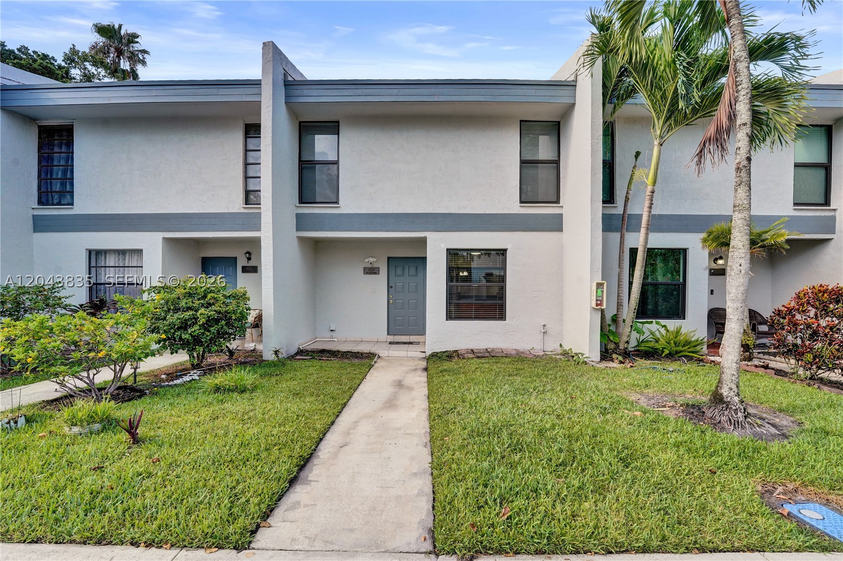 WESTVIEW CONDOMINIUM NO F - Residential