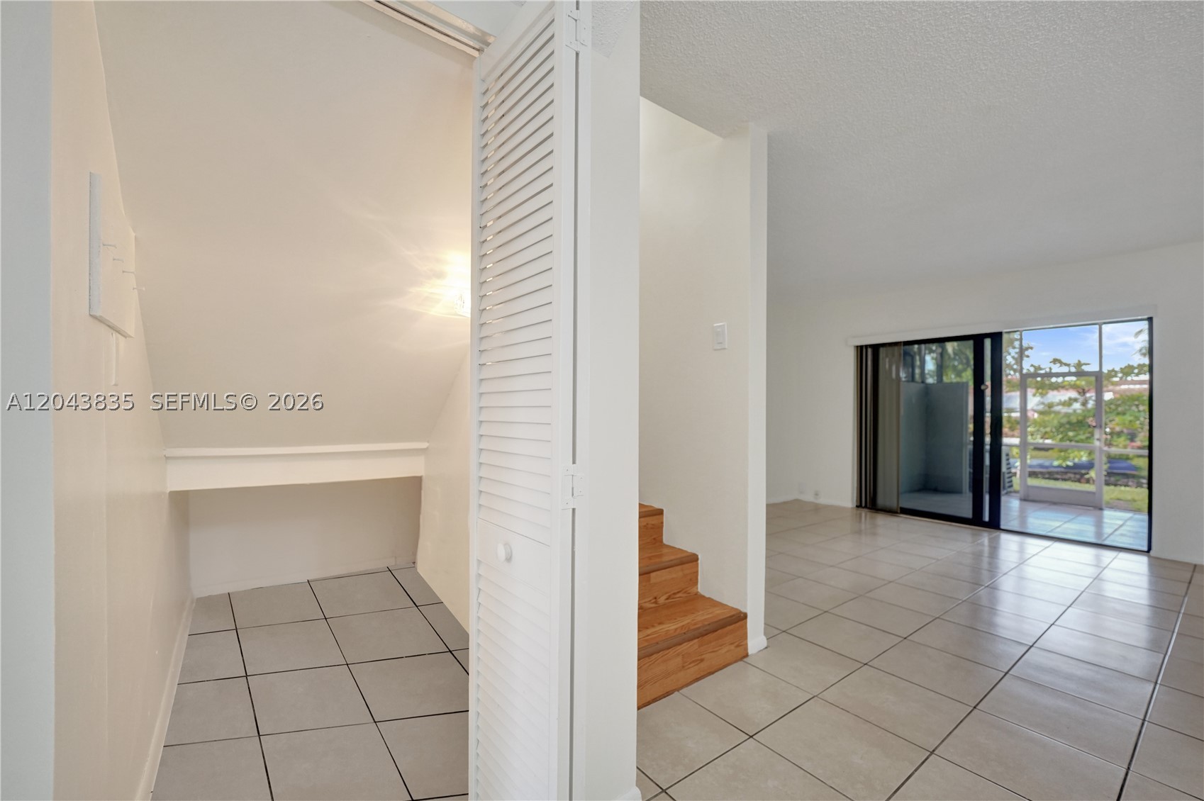WESTVIEW CONDOMINIUM NO F - Residential