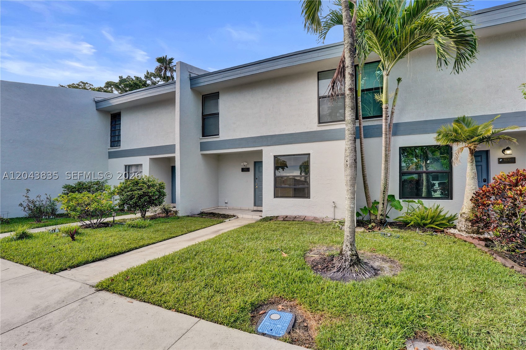 WESTVIEW CONDOMINIUM NO F - Residential
