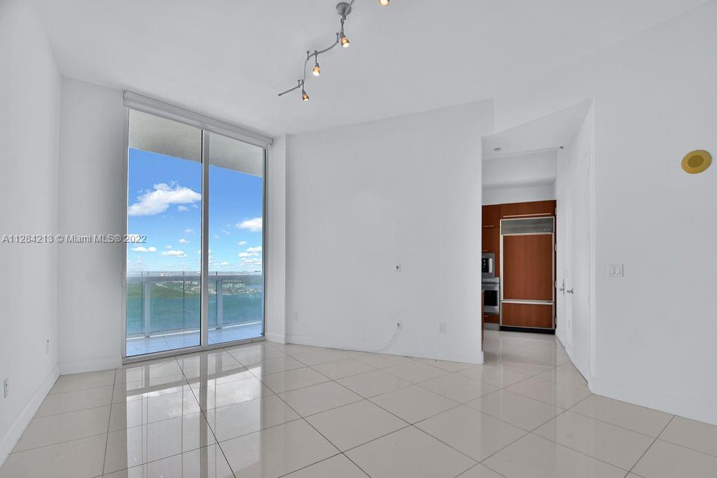 TDR TOWER II CONDO - Residential Lease