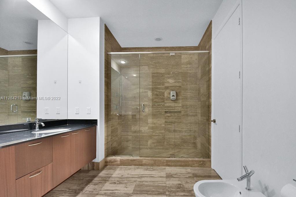 TDR TOWER II CONDO - Residential Lease