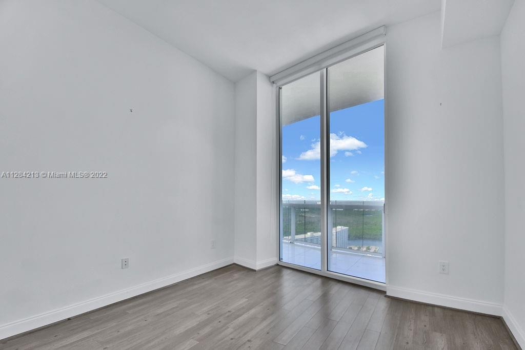 TDR TOWER II CONDO - Residential Lease