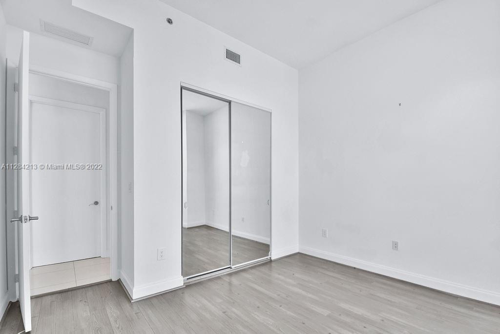 TDR TOWER II CONDO - Residential Lease