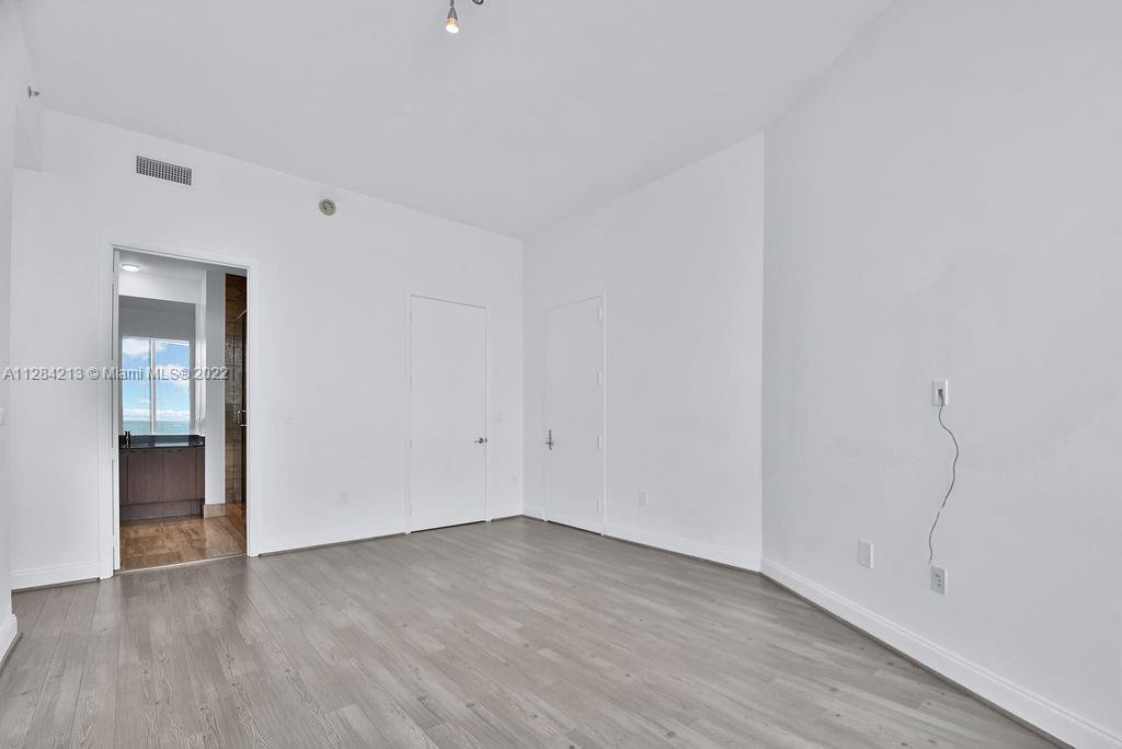 TDR TOWER II CONDO - Residential Lease
