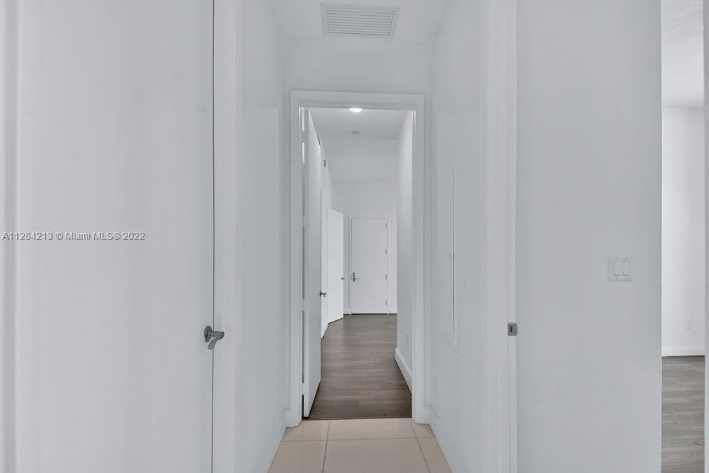 TDR TOWER II CONDO - Residential Lease
