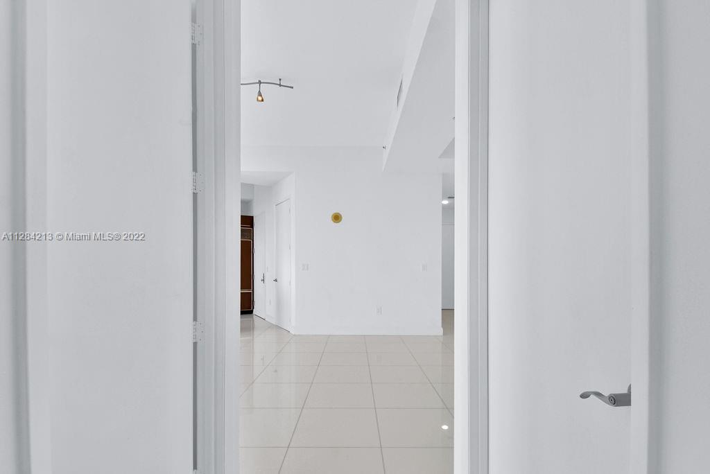TDR TOWER II CONDO - Residential Lease