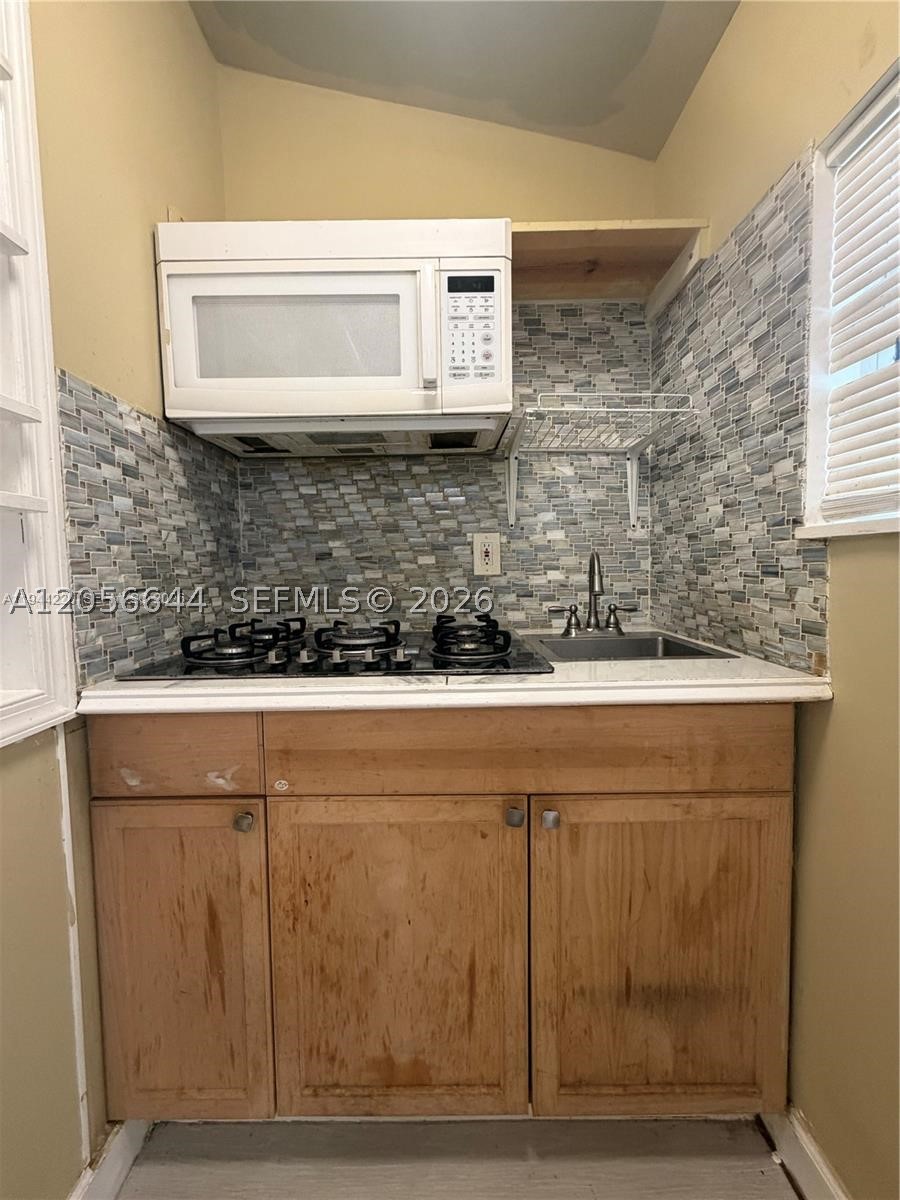 BEVERLY PARK - Residential