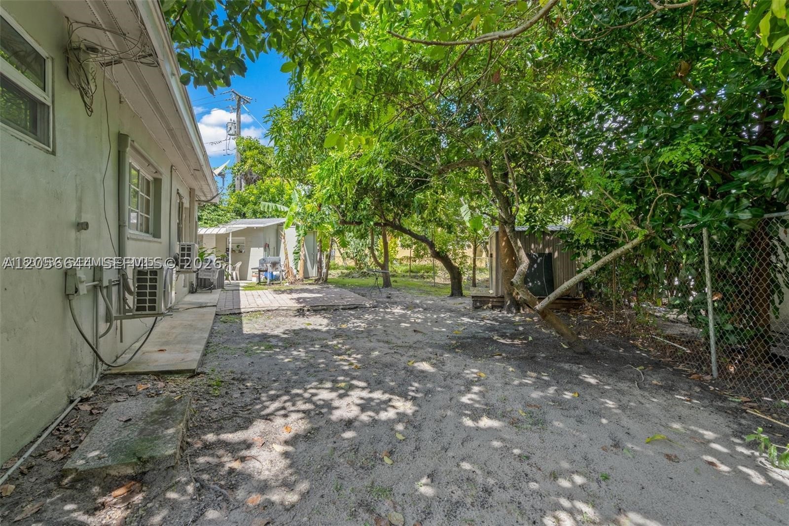 BEVERLY PARK - Residential