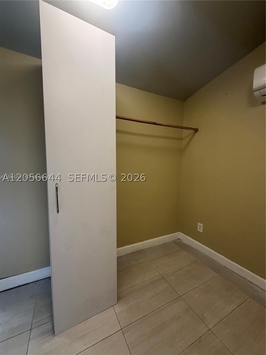 BEVERLY PARK - Residential