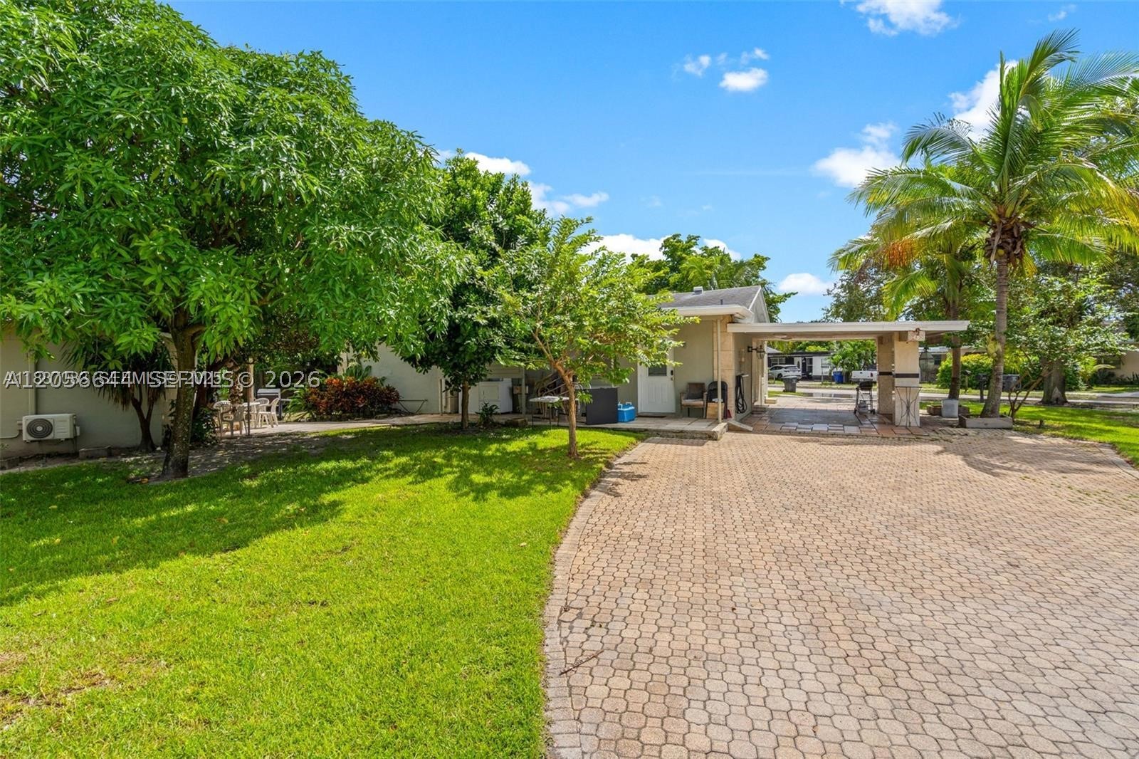 BEVERLY PARK - Residential