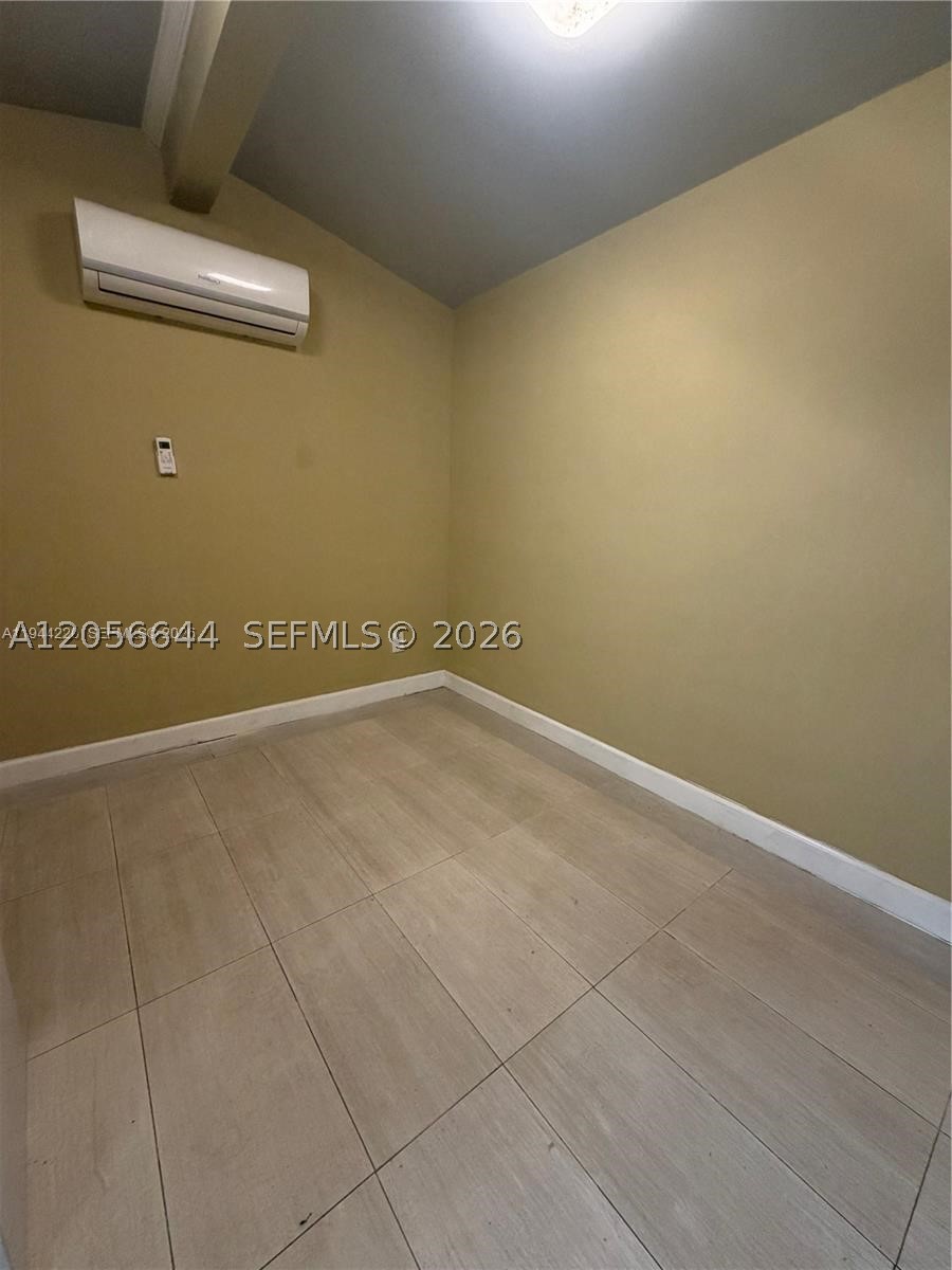 BEVERLY PARK - Residential