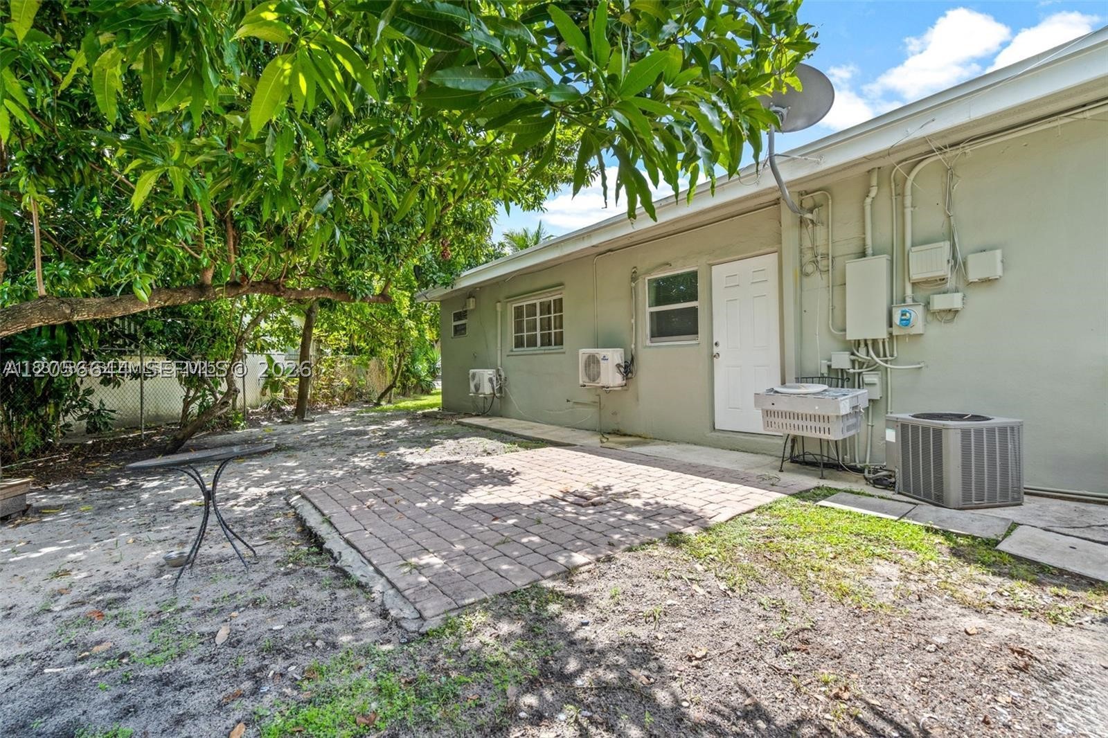 BEVERLY PARK - Residential